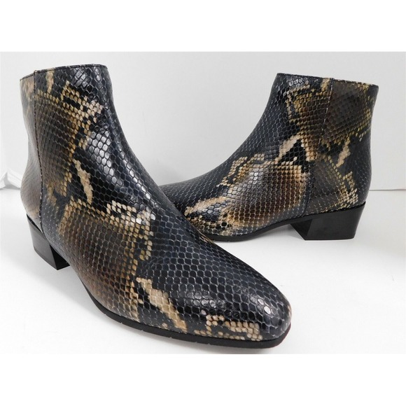 New Aquatalia Black Leather Ankle‎ Boots 6.5 M Italy - Picture 1 of 7
